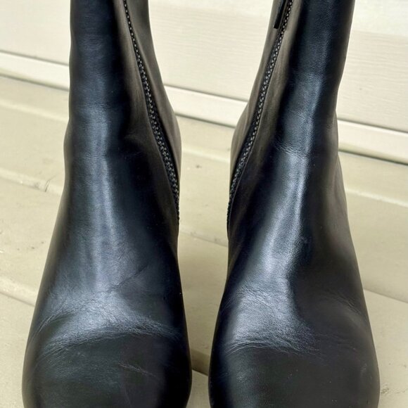 Banana Republic Black Leather Ankle Boots | Size 8 - Picture 3 of 9